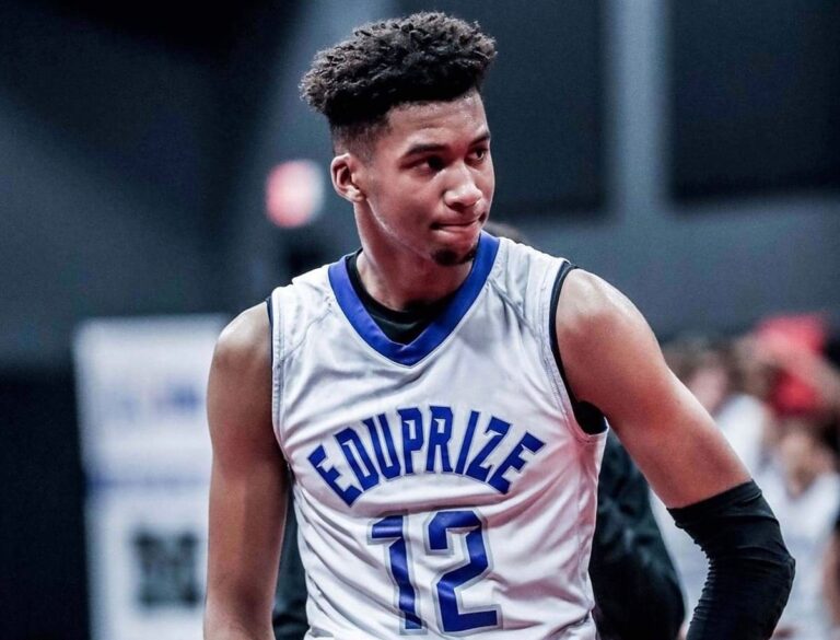 Shon Robinson Gives Huge Early Verbal Pledge