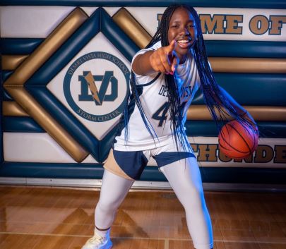 Desert Vista’s Ijiwoye Recruiting Storms Up